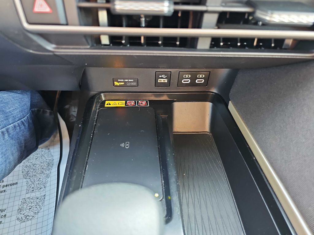 2025 Toyota Camry Image 29