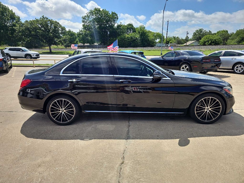 2021 Mercedes-Benz C-Class Image 3
