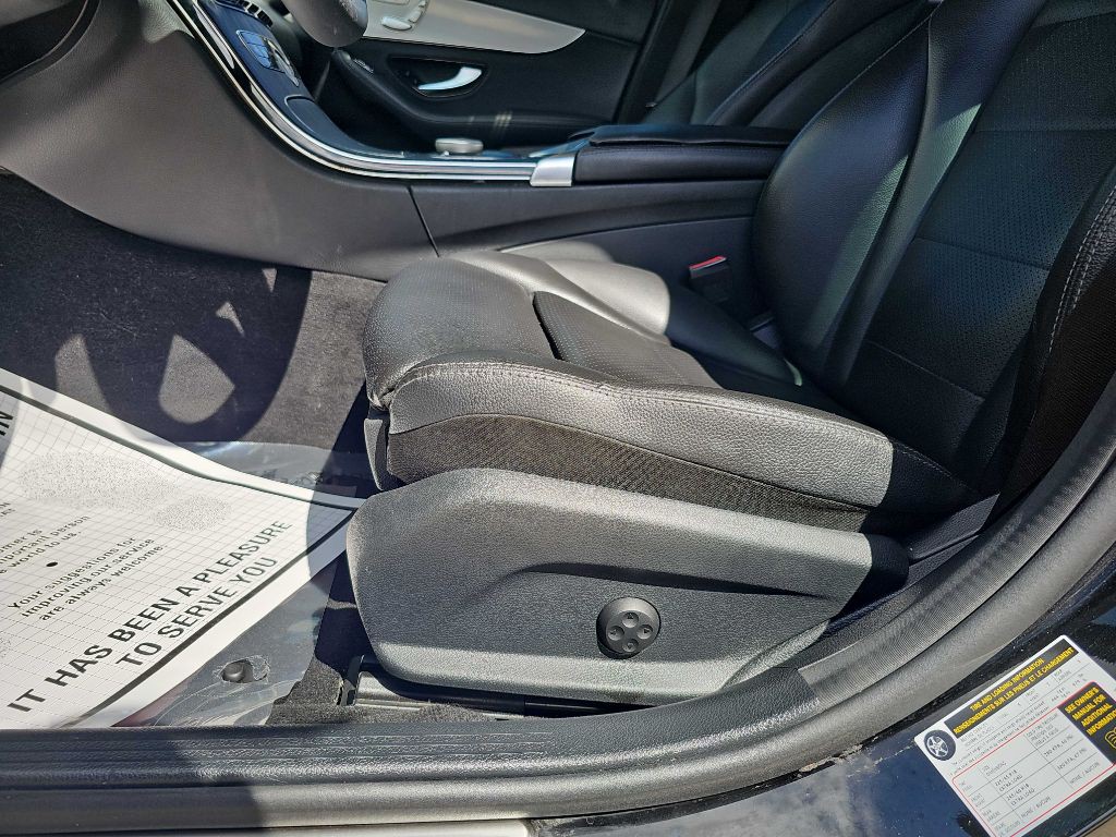 2021 Mercedes-Benz C-Class Image 21