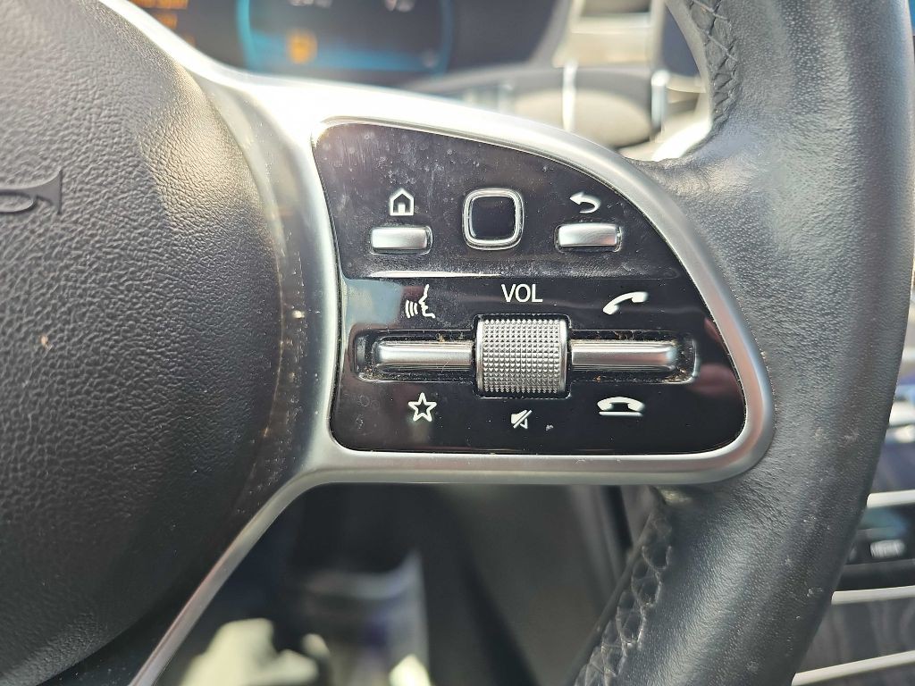 2021 Mercedes-Benz C-Class Image 24