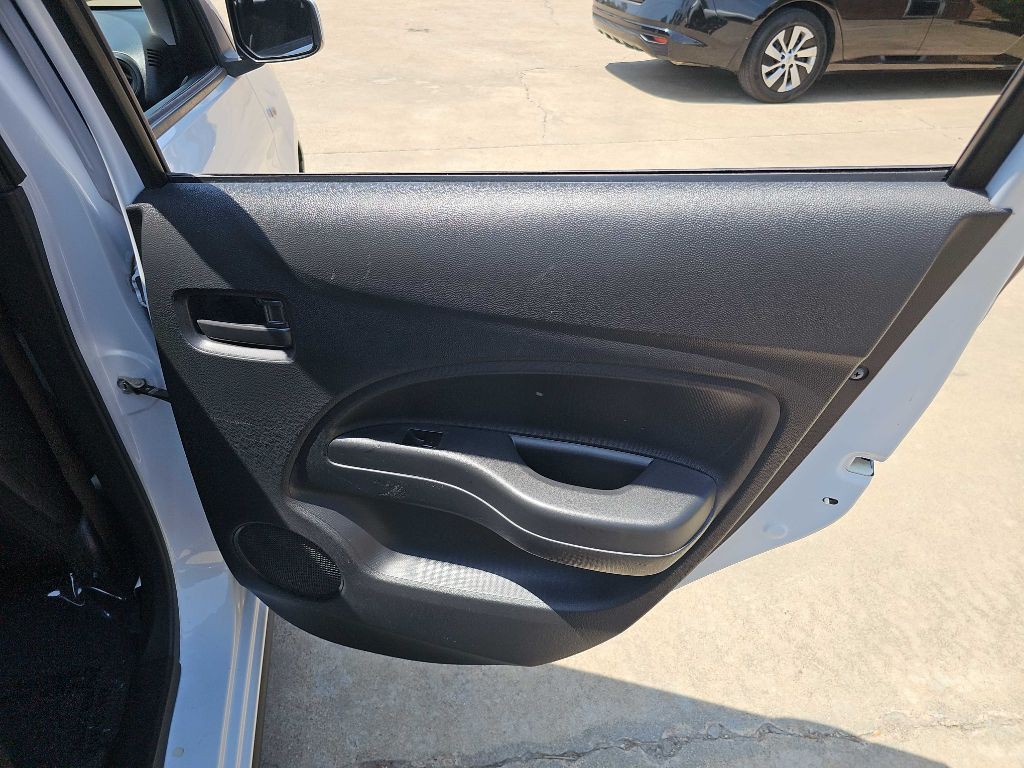 2022 Mitsubishi Mirage Image 16