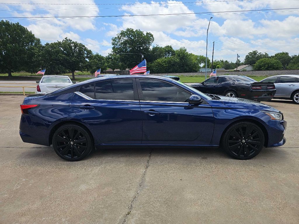 2021 Nissan Altima Image 5