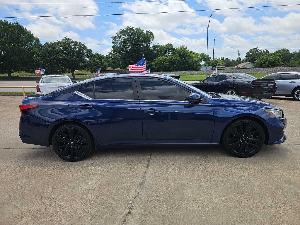 2021 Nissan Altima Image 6