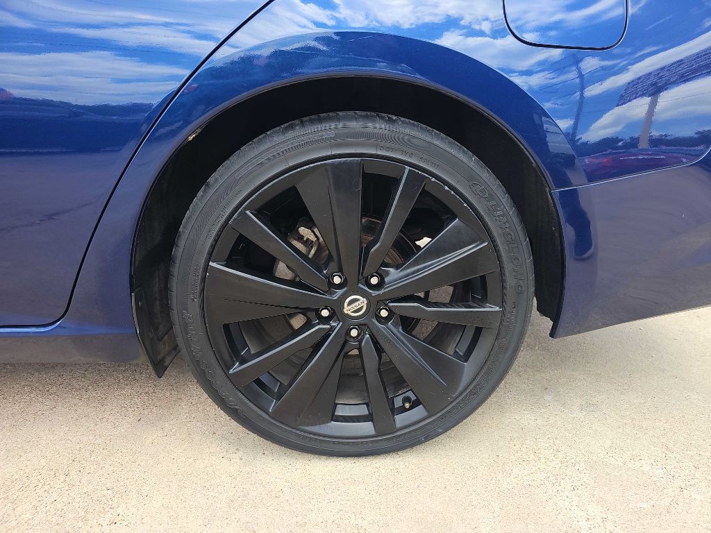 2021 Nissan Altima Image 11