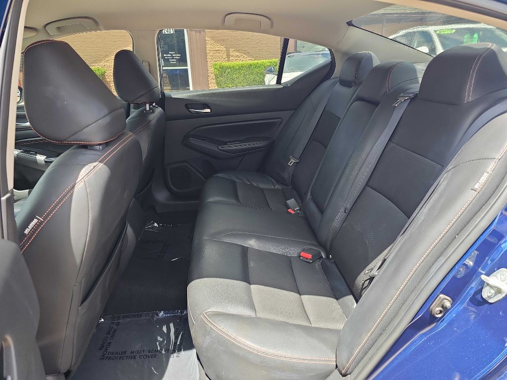 2021 Nissan Altima Image 15