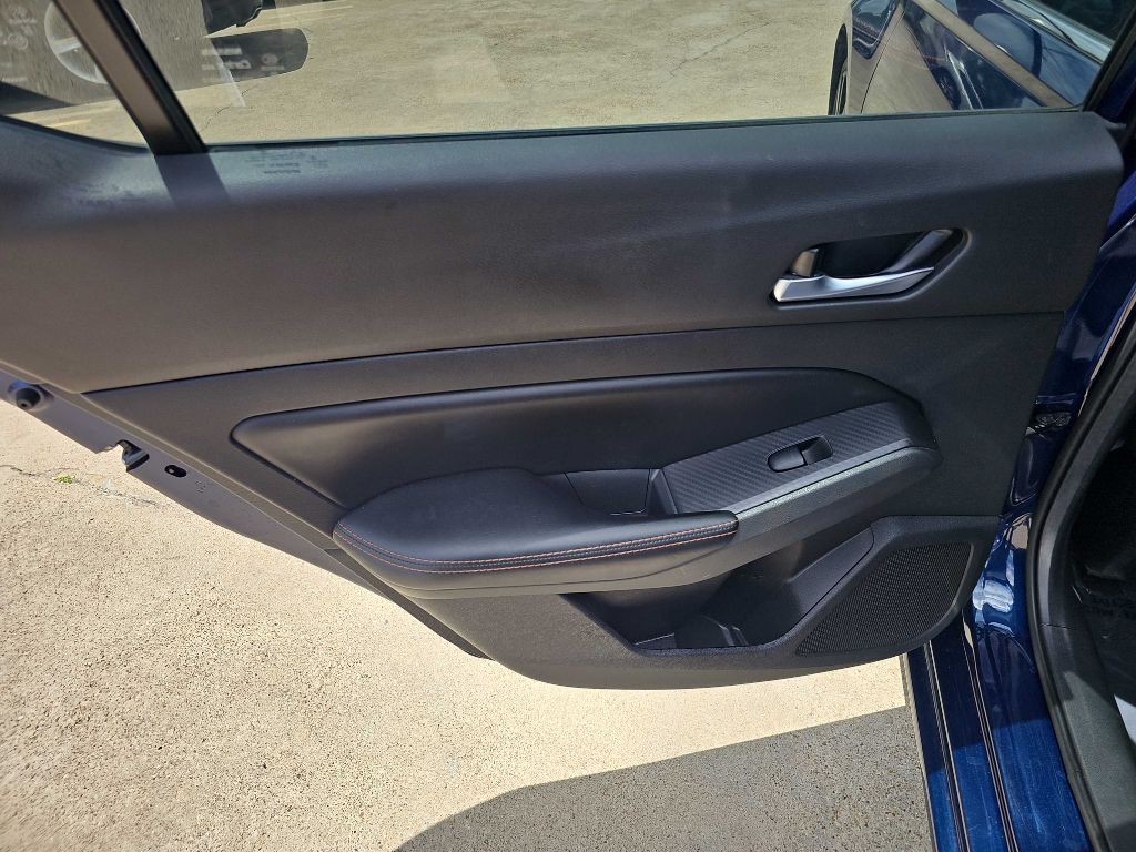 2021 Nissan Altima Image 16