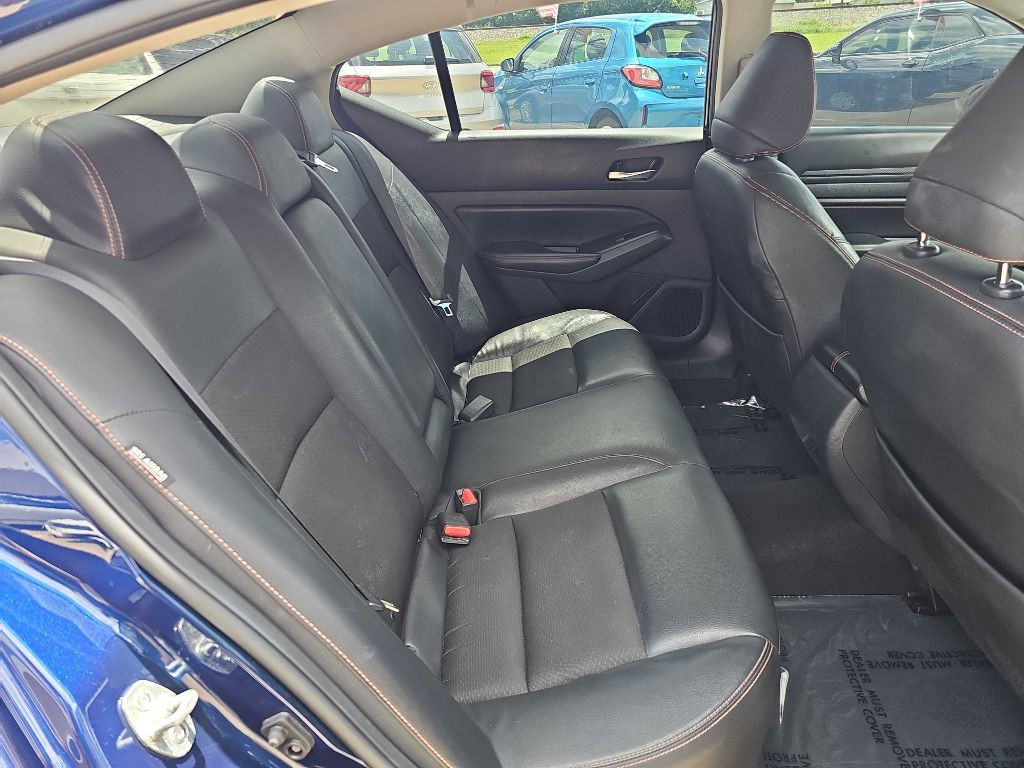 2021 Nissan Altima Image 19