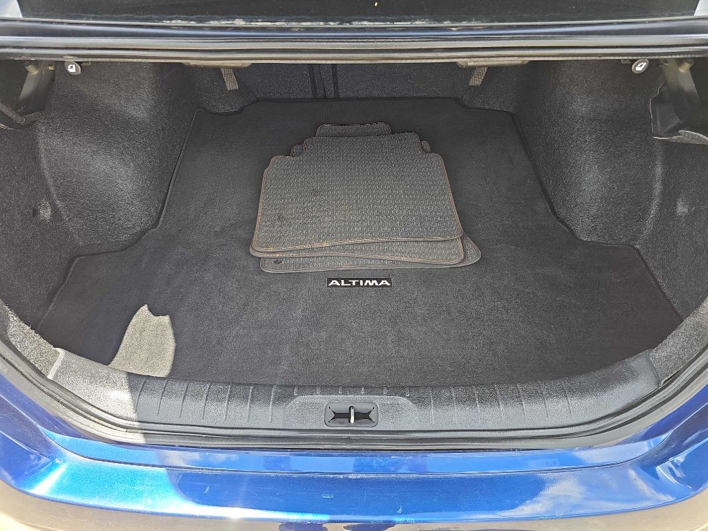 2021 Nissan Altima Image 34
