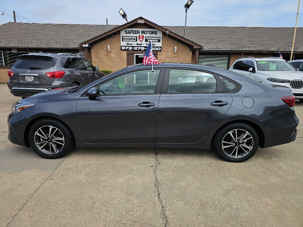 2023 Kia Forte Image 6