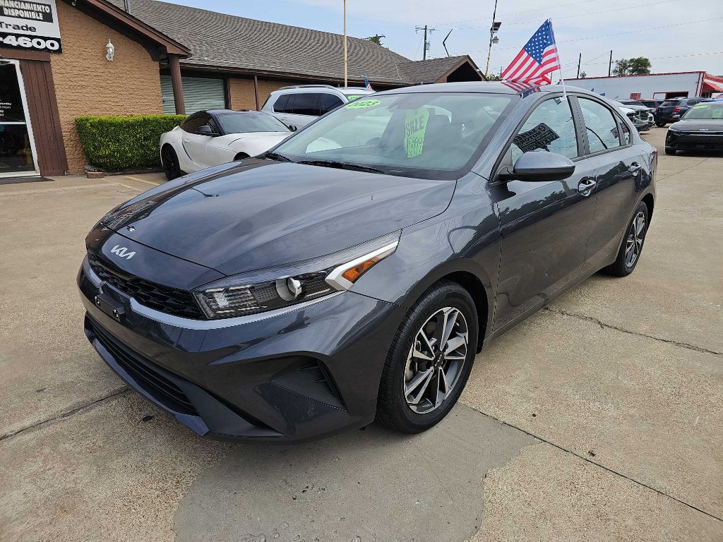 2023 Kia Forte Image 7