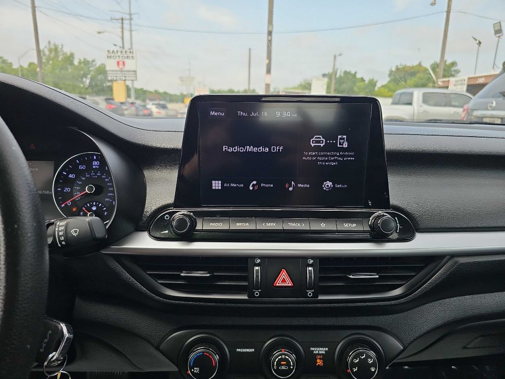 2023 Kia Forte Image 27