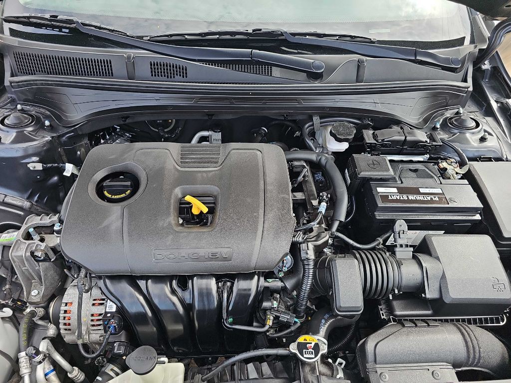 2023 Kia Forte Image 32
