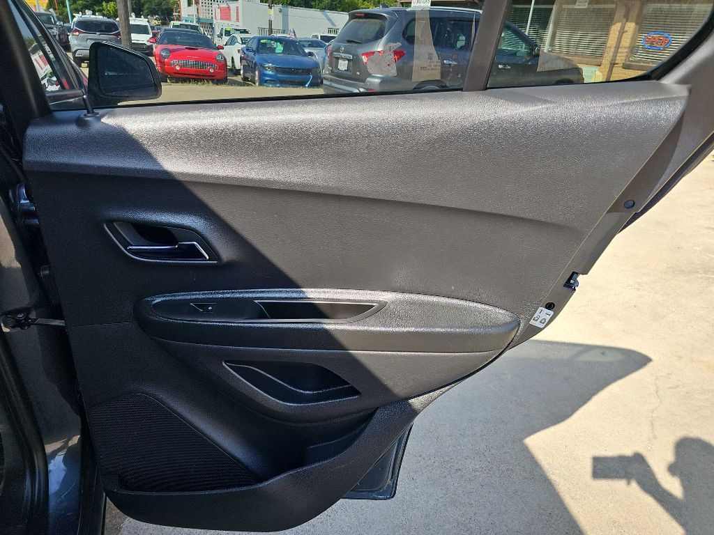 2022 Chevrolet Trax Image 16