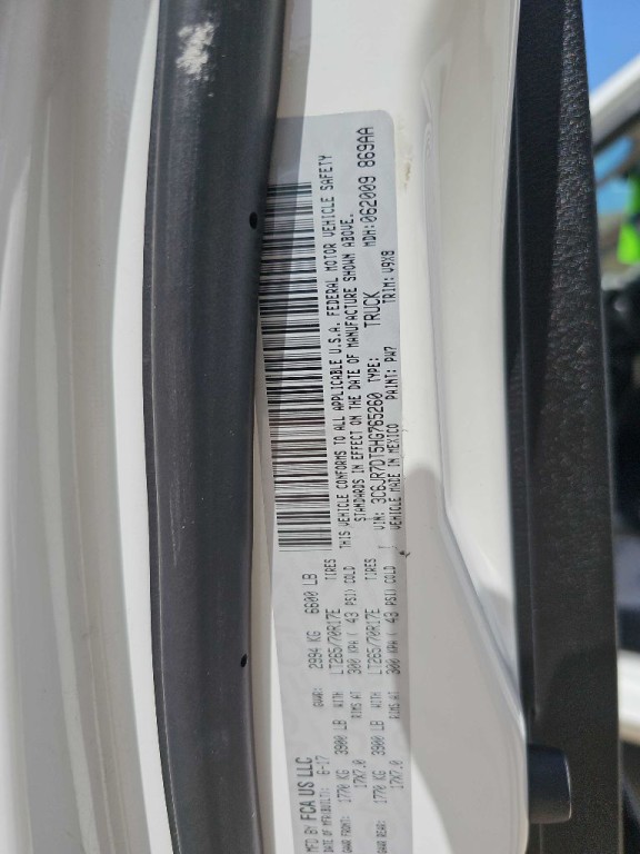 2017 RAM 1500 Image 30