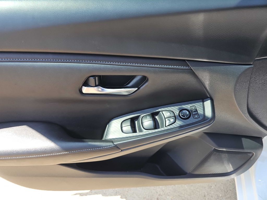 2024 Nissan Sentra Image 19
