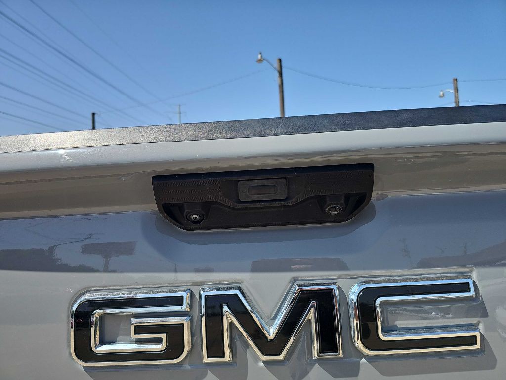 2024 GMC Sierra Image 20