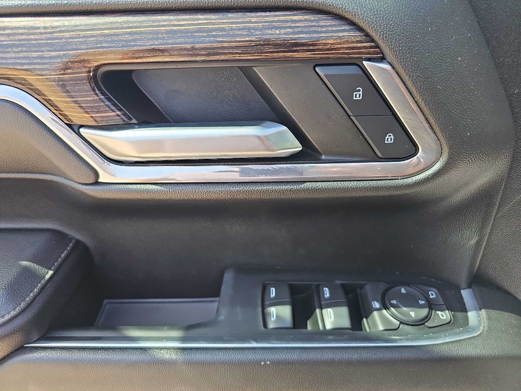 2024 GMC Sierra Image 22
