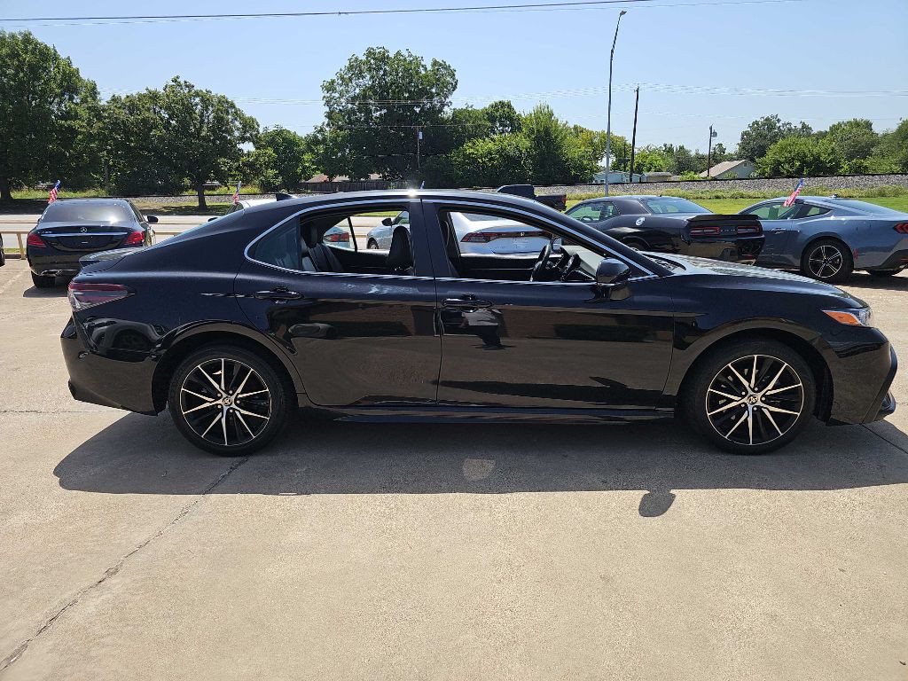 2024 Toyota Camry Image 4