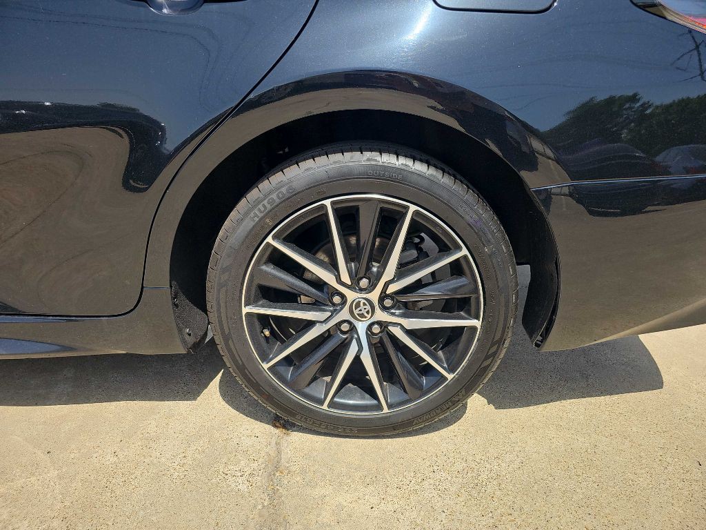 2024 Toyota Camry Image 11