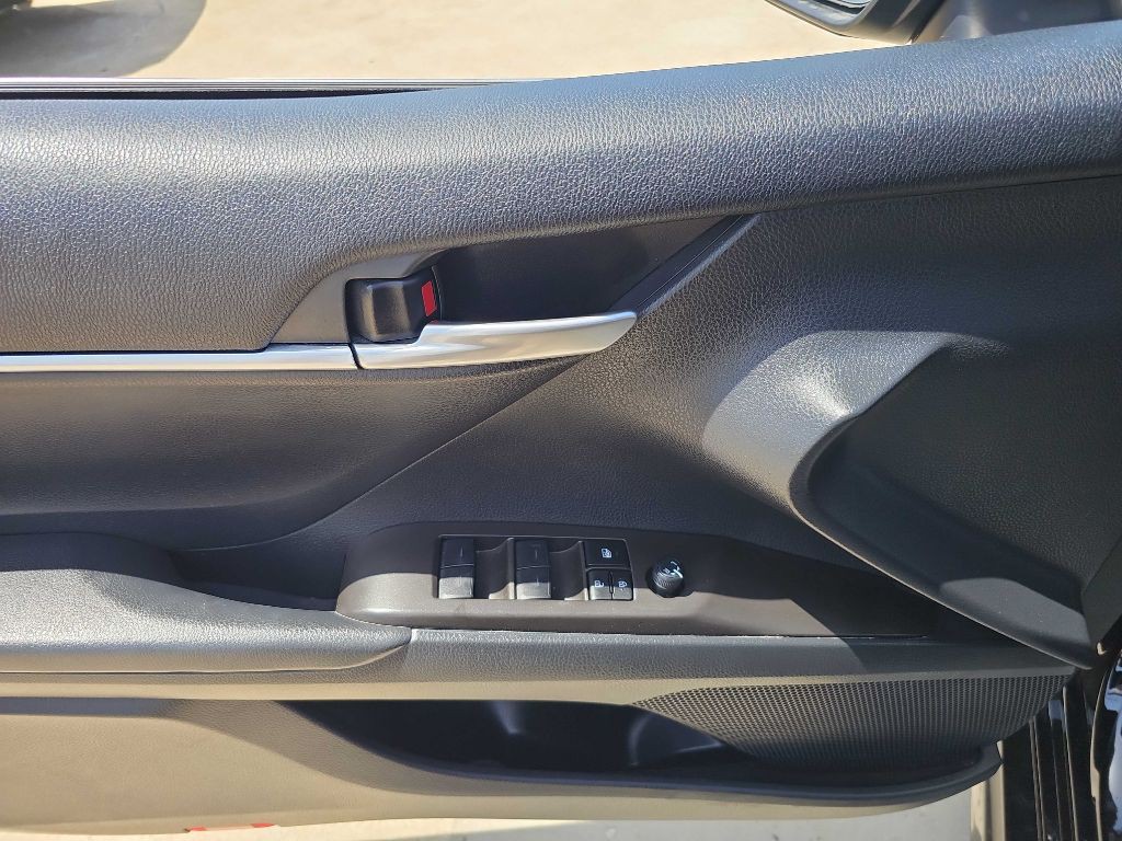 2024 Toyota Camry Image 20
