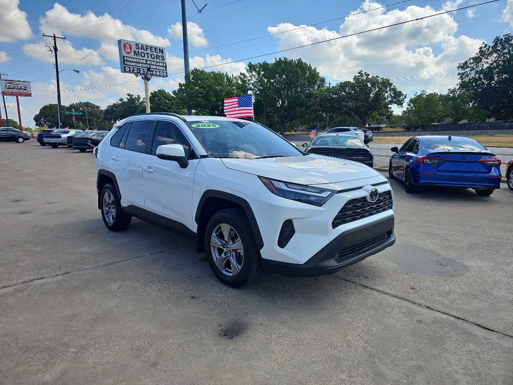 2025 Toyota Rav4 Image 1