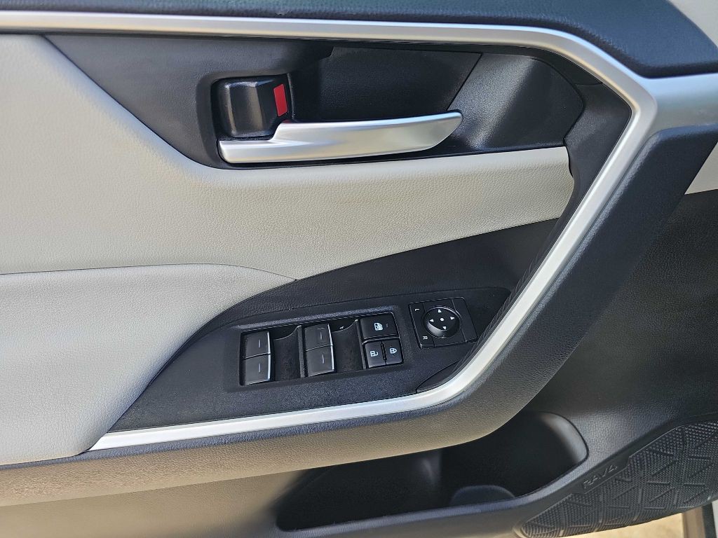 2025 Toyota Rav4 Image 20
