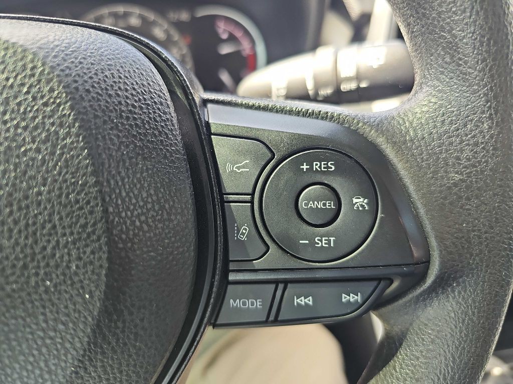 2025 Toyota Rav4 Image 24