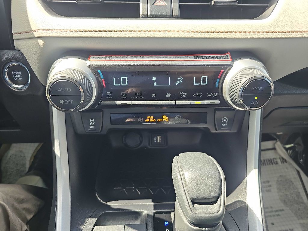 2025 Toyota Rav4 Image 28