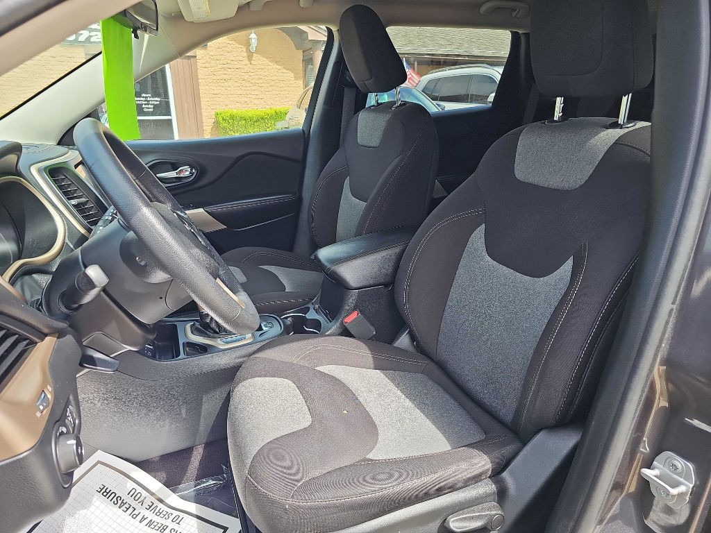 2018 Jeep Cherokee Image 14