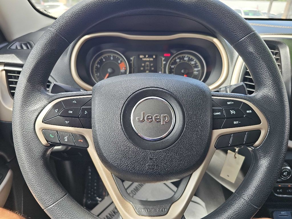 2018 Jeep Cherokee Image 21