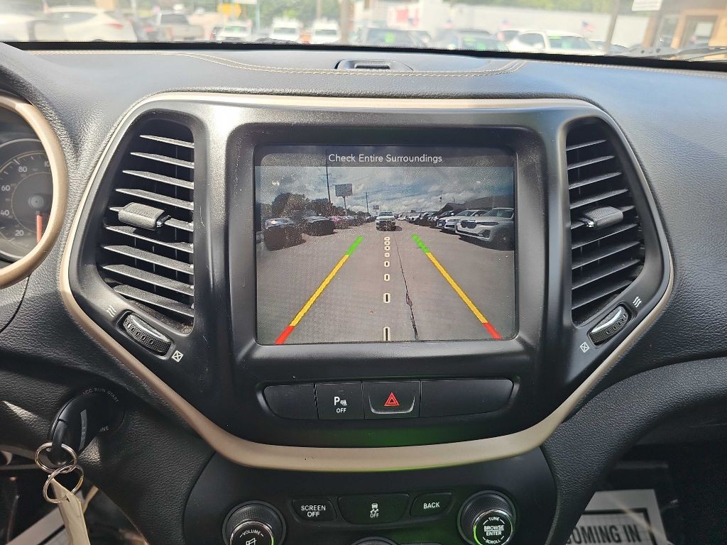 2018 Jeep Cherokee Image 28