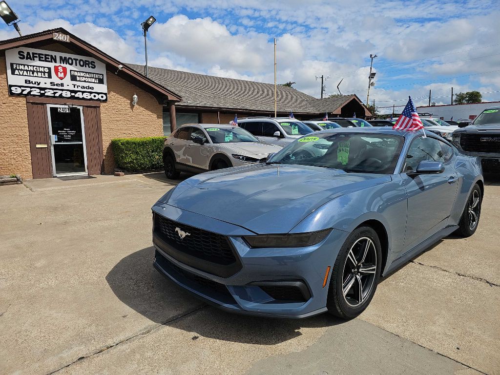 2025 Ford Mustang Image 7