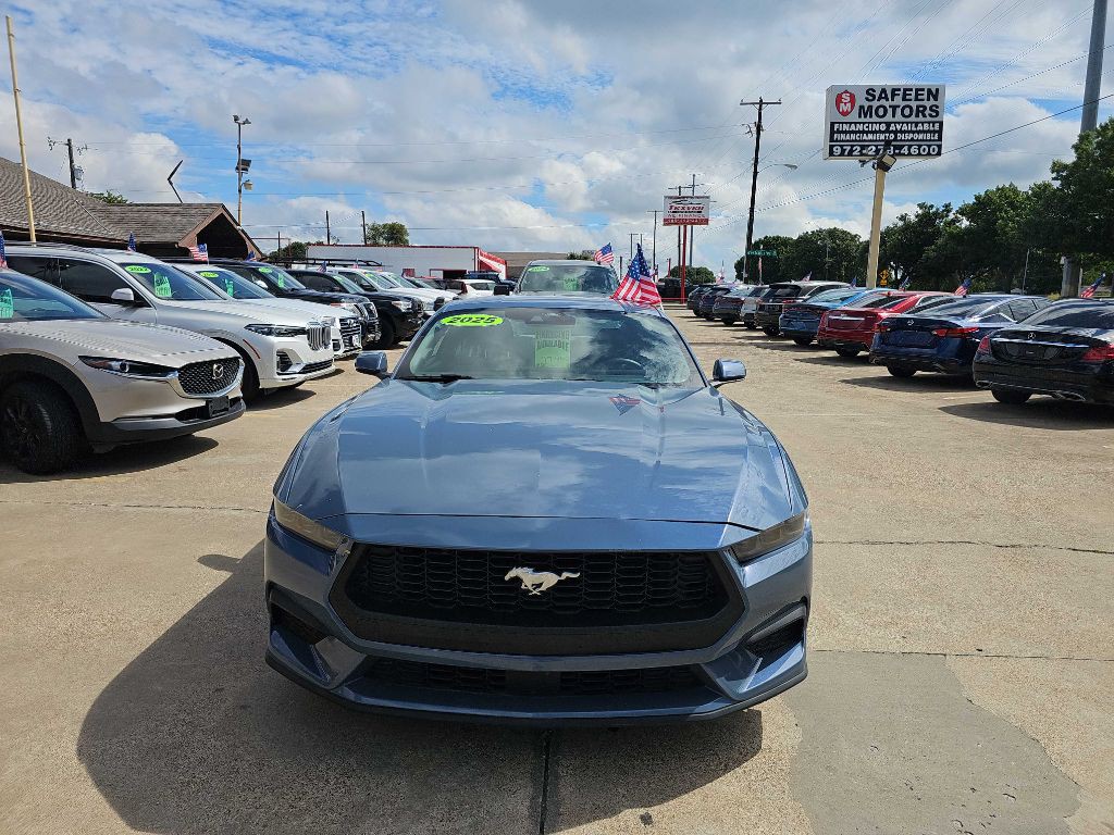 2025 Ford Mustang Image 8