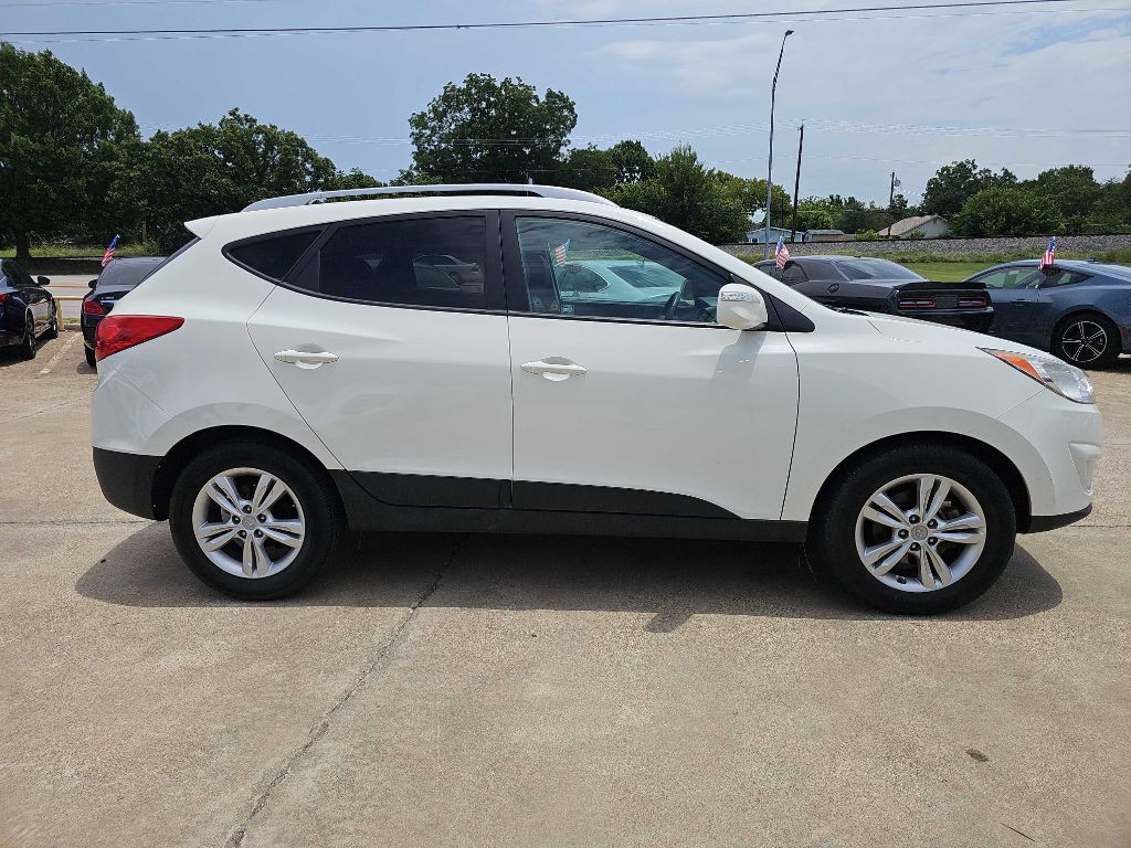 2013 Hyundai Tucson Image 4