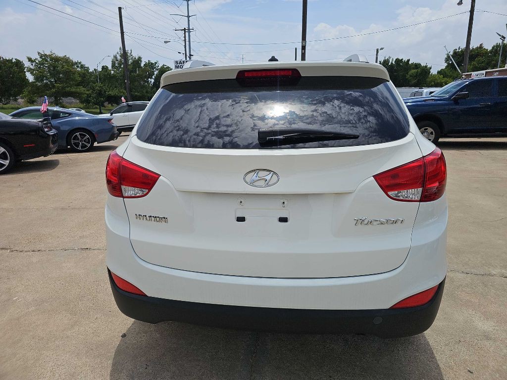 2013 Hyundai Tucson Image 5