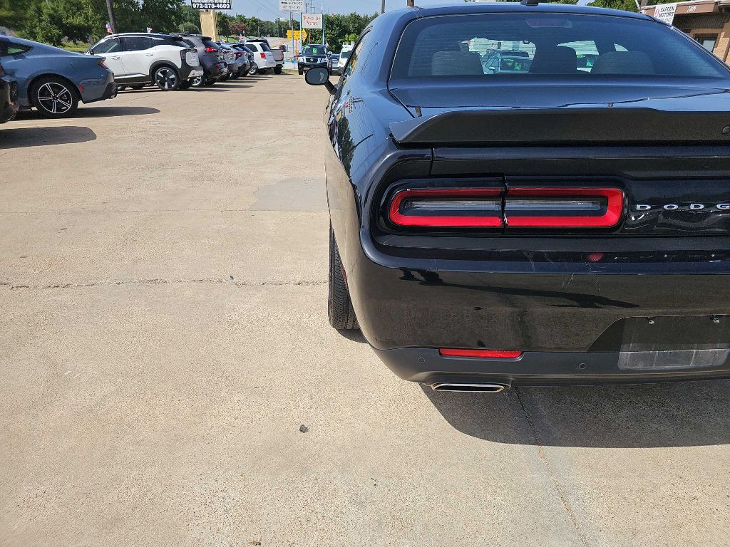 2023 Dodge Challenger Image 10