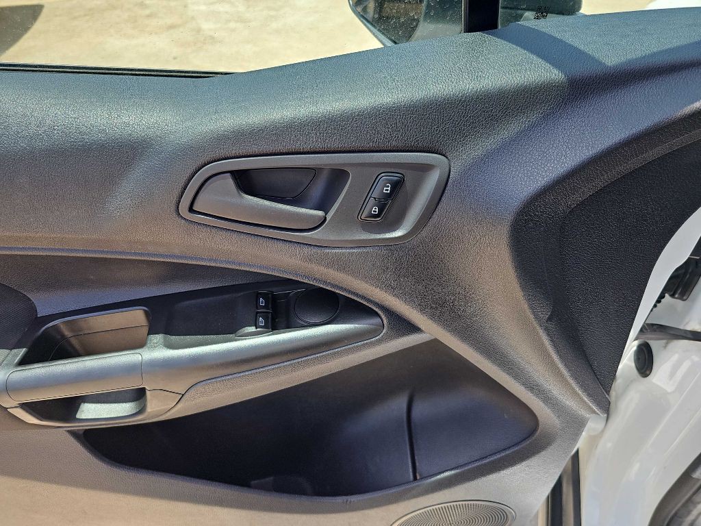 2016 Ford Transit Connect Image 23