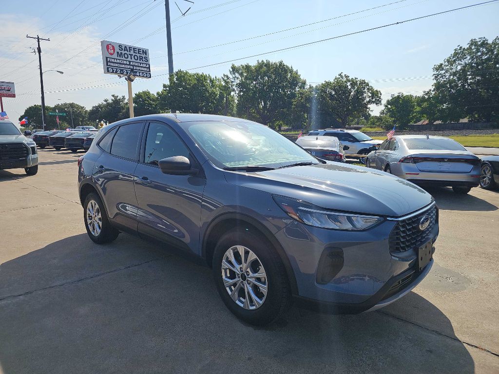 2025 Ford Escape Image 1