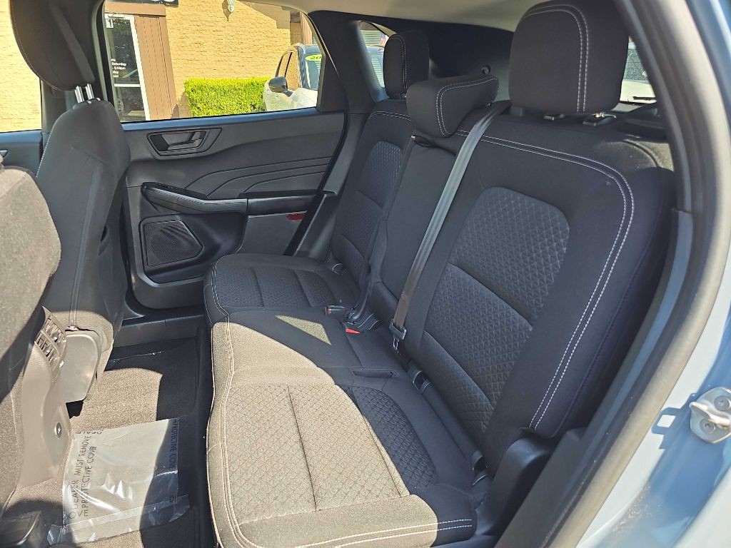 2025 Ford Escape Image 16
