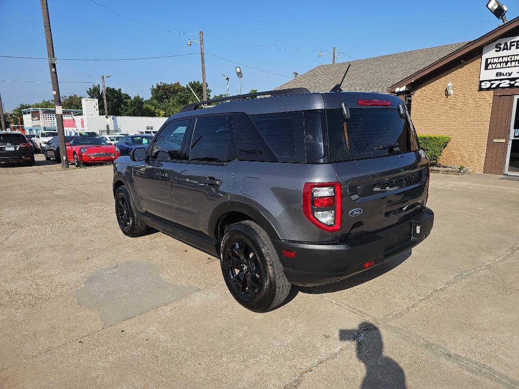 2021 Ford Bronco Image 2