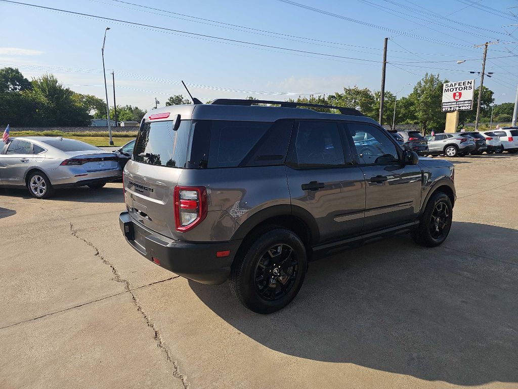 2021 Ford Bronco Image 3