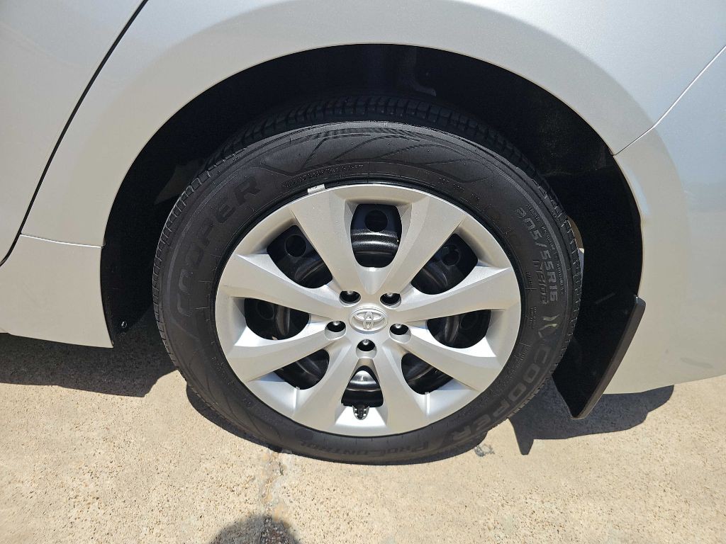 2025 Toyota Corolla Image 11