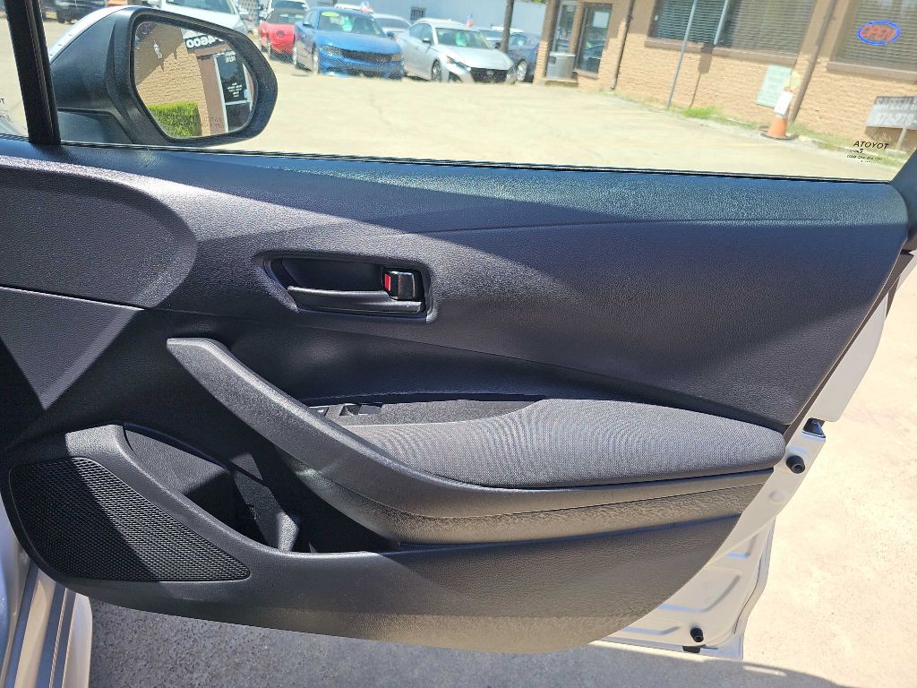 2025 Toyota Corolla Image 16