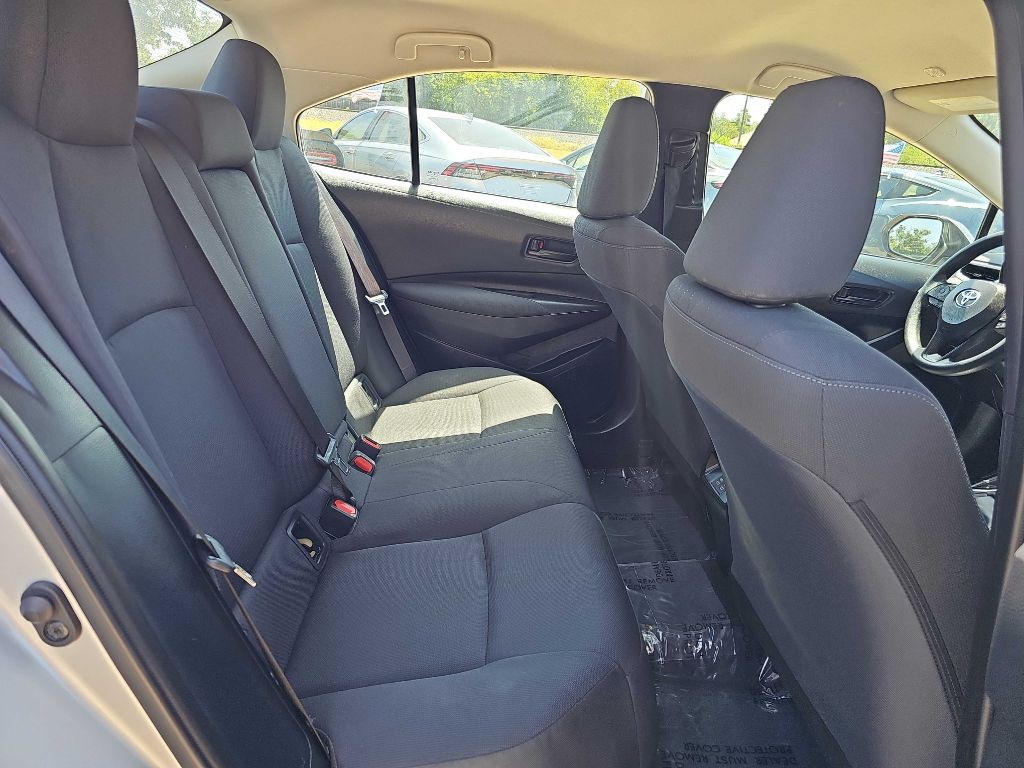 2025 Toyota Corolla Image 17