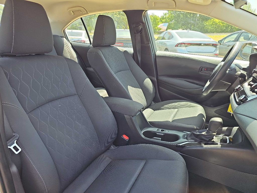 2025 Toyota Corolla Image 19