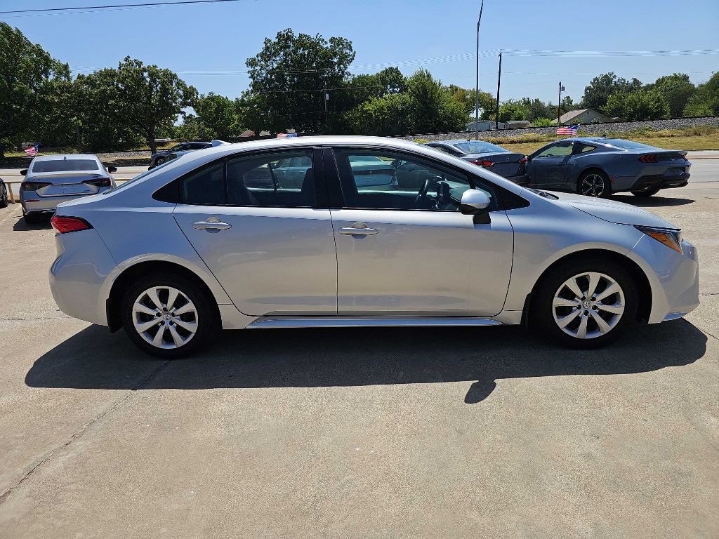 2025 Toyota Corolla Image 3
