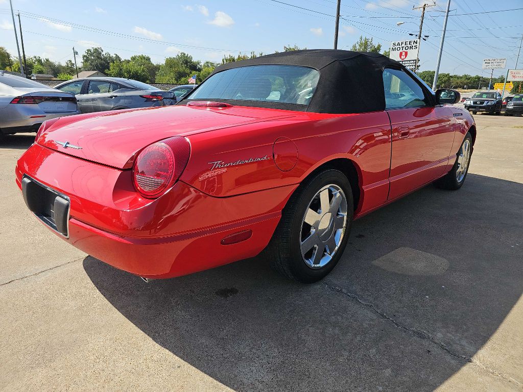 2002 Ford Thunderbird Image 4