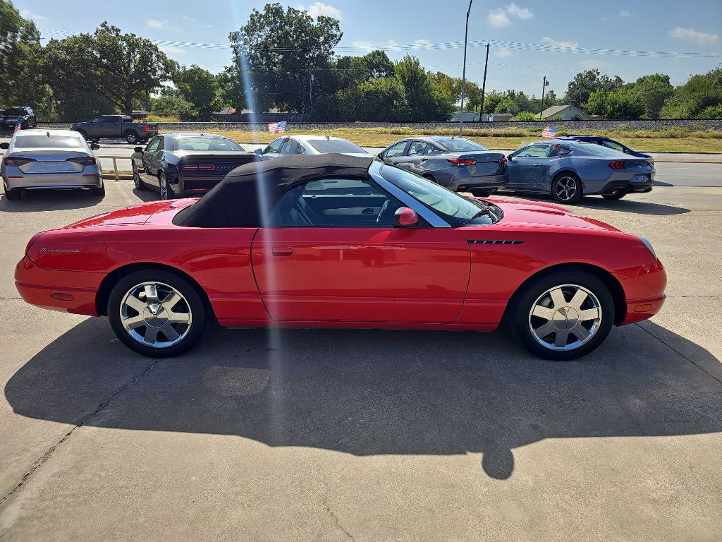 2002 Ford Thunderbird Image 5
