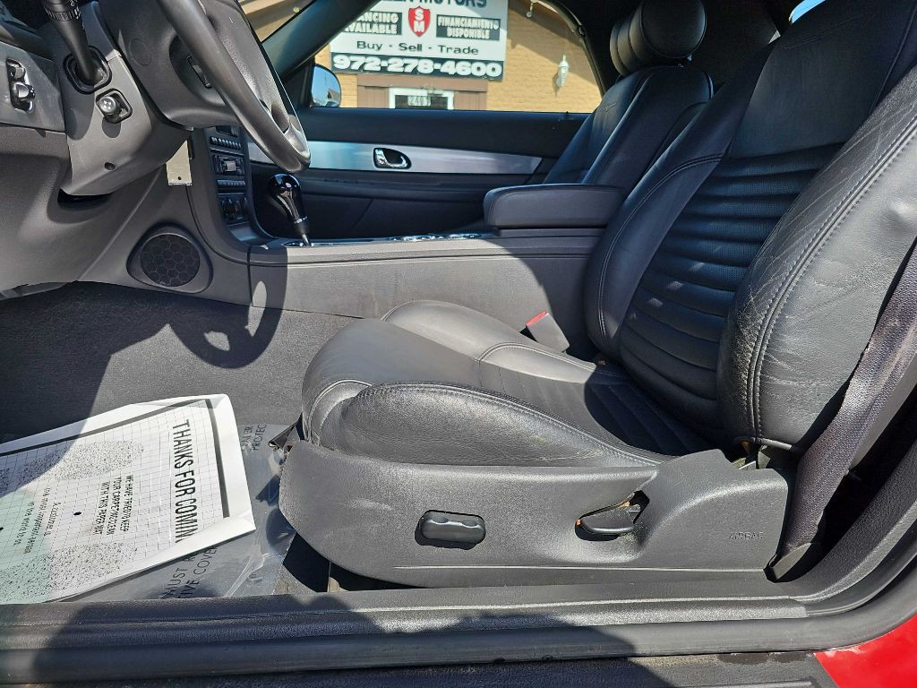 2002 Ford Thunderbird Image 17