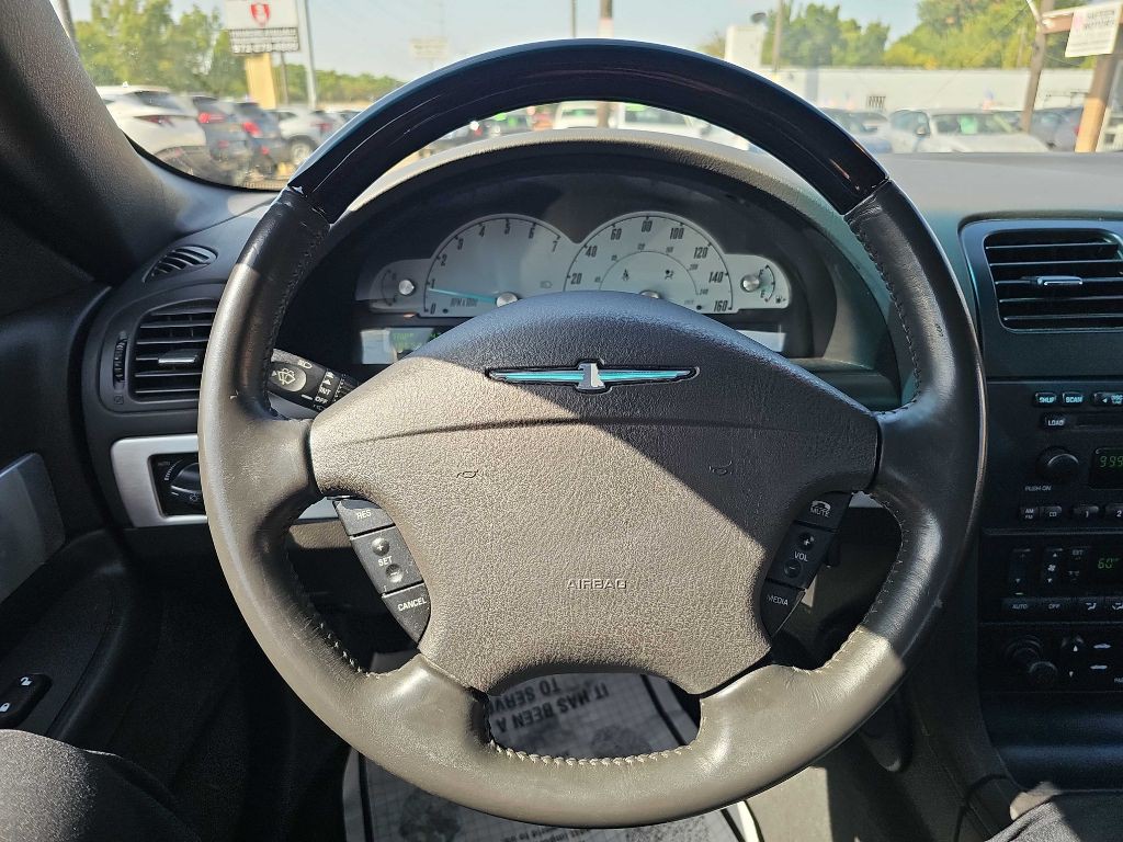 2002 Ford Thunderbird Image 19